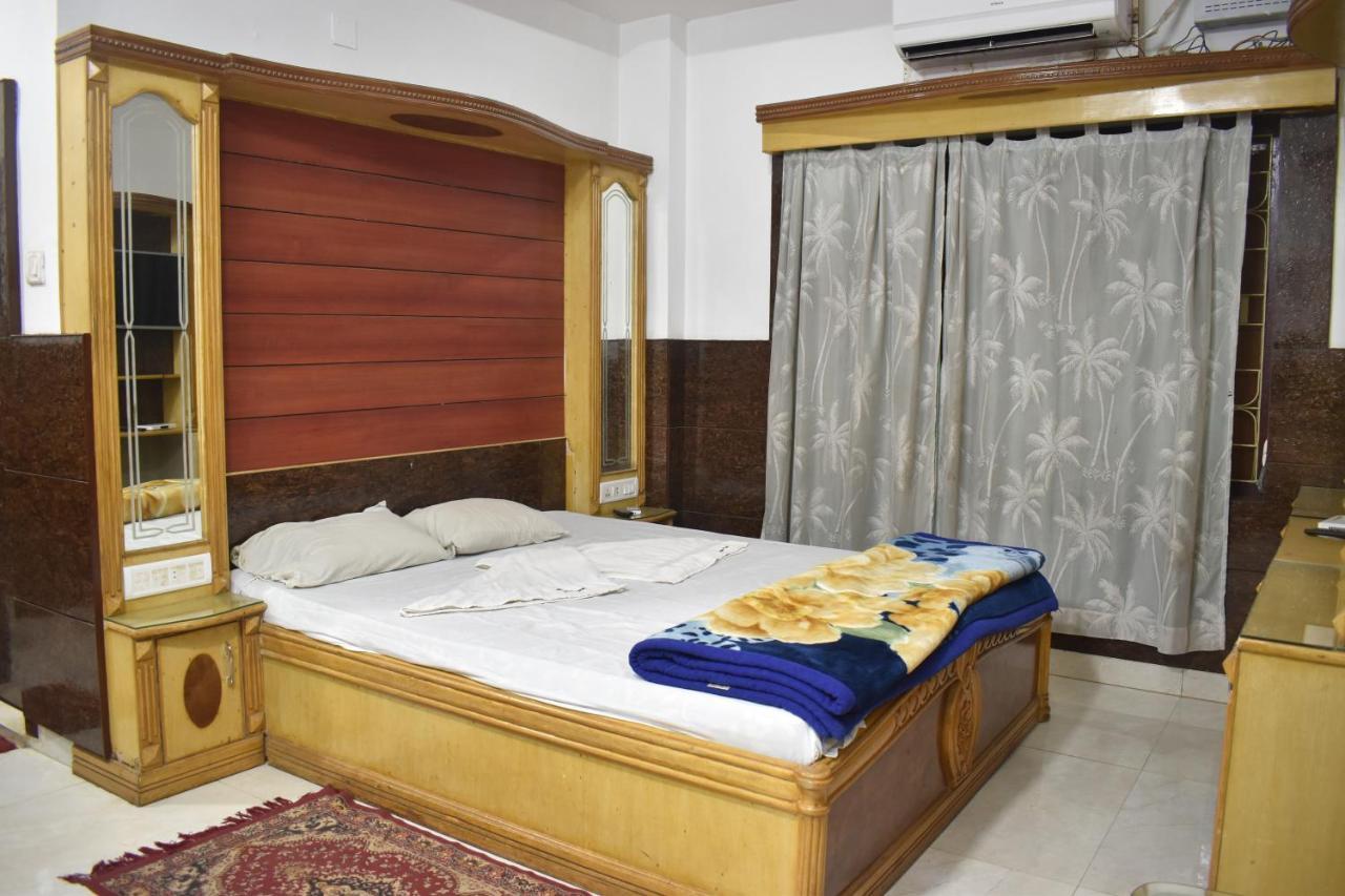 Hotel Suraj Balasore エクステリア 写真